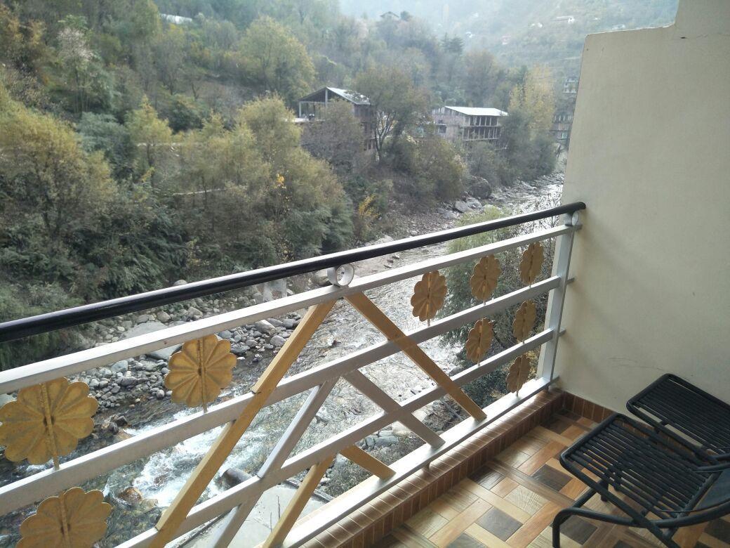 Hotel Mansarovar Banjar Экстерьер фото